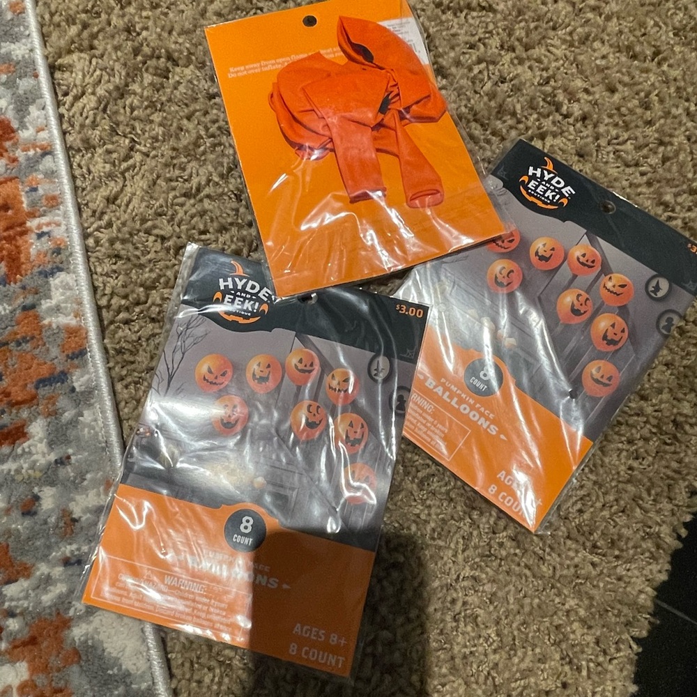💖bundle 3 for $15💖 Halloween balloons